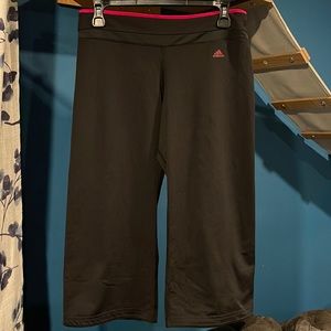 Adidas work-out capri’s Black with Hot Pink accents